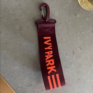 IVY PARK - Shoe Tag